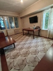 Юнусабад 4 квартал. Продается квартира 1/3/4