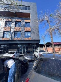 Сдам помещения под офис и магазин