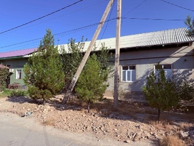 Uy sotiladi, Guliston Mavzeyi