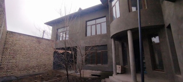Сотилади Дом Яккасарай махалля Ракат Боши Коробка 6 Соток ор. ТЦ Next