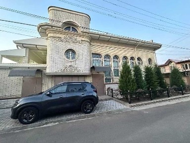 Sotiladi Евро дом от Итальянского архитектора 4 сотки Угловой Чиланзар