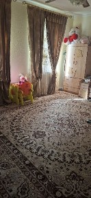 Muhtor Ahrafiy ko'chasida Uy sotiladi