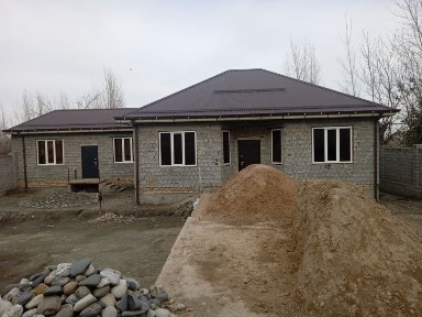 Uy sotiladi manzil Jomboy tumani Kattaqishloq