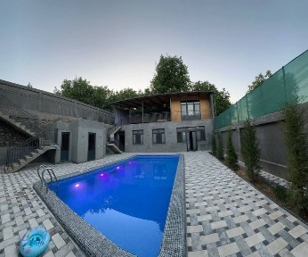Dacha sotiladi.
