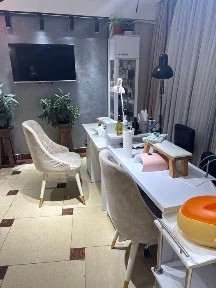 Сдаются в аренду рабочие места в салоне красоты
