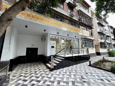 Аренда офис Ц5, Лакосте 80м2