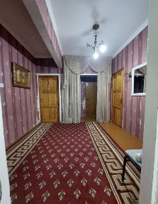 Продаётся на Хумаюне 5ком