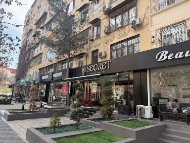 Первая линия Мирабад - 97м², доход 2600 в месяц Гостиница Россия