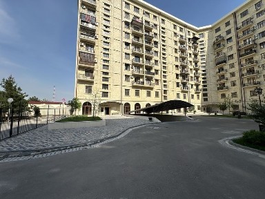 580м² Мирабад - 2 линия, Вход со двора, парковка 10 авто своя Терраса