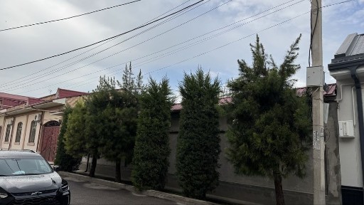 Уй сотилади! Ориентир уч кахромон круг битонка буйиди жойлашган!