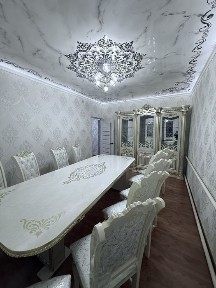 Таййор дом 2 хонали, Чиноз туманида