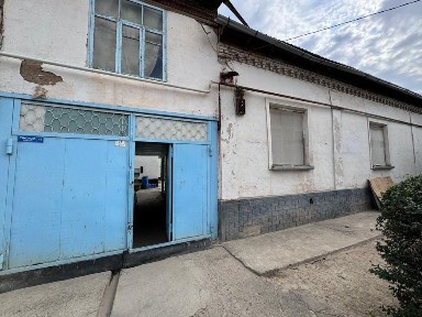 Зангиота, 8 соток ховли сотилади