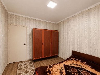 Срочно Продаётся 3-комнатная квартира Гульбахор Янгийуль 72м²
