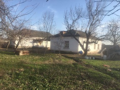 Уй Сотилади иккта участка бир жойда зудлик билан
