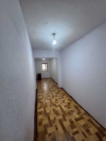 Продается 4 комнатная квартира на Нихи 34000$