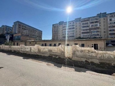 Здание на 6,5 сот. земли под бизнес или строительство (Юнусабад-16)