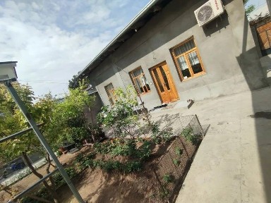 Продается дом 3.7 соток Саракулька фасад 15х24