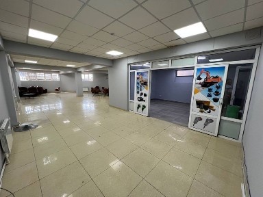 Срочно Аренда офис Showroom и т. д. 24/7 Доступ Вдоль Дороги