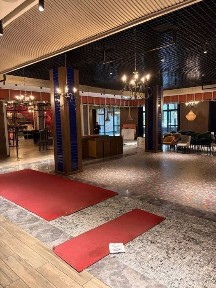 Аренда под офис или ресторан или под любой бизнес Центр Сквер
