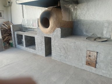 Uy sotiladi, 2 oila uchun mo'ljallangan
