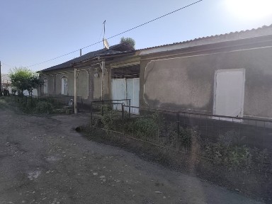 Uy sotiladi xovli uchaska