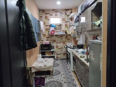 Карасув 6, 1 хона срочно сотилади