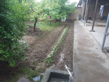 Уй сотилади 10 сотих 5 хона сув, свет, газ бор