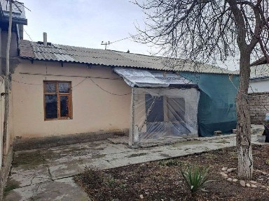 Продаётся дом 6 соток в Политотделе!