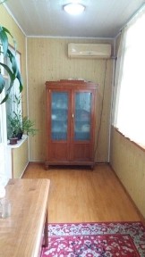 Продам квартиру на кара камыше 2\1 через дорогу парк