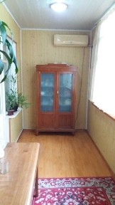 Продам квартиру на кара камыше 2\1 через дорогу парк