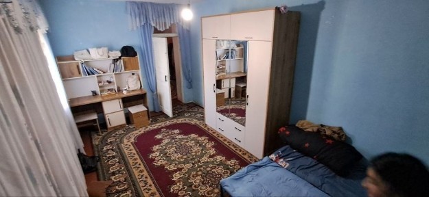 Уй сотилади Зудлик билан
