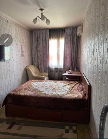 Продам свою 3-комнатную квартиру в хорошем районе Юнус-Абад 8 квартал.