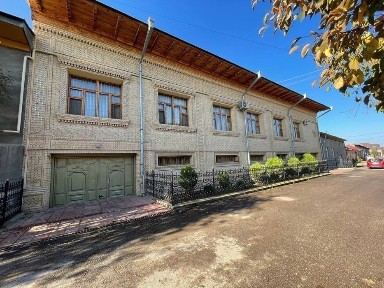 Продаётся срочно. Свой дом участок Алмазарском районе. Мойарик 3 проезд