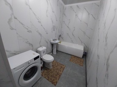 Nazarbek Tarnovda hovli sotiladi. Arzon narxda