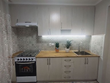 Срочно 1ком квартира с РЕМОНТОМ Посёлок Улугбек. Продам. Кирпич