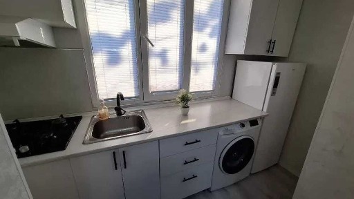 * Salamatina МЧС 1в2ком квартира в центре, Под сдачу. Братские, школа 26