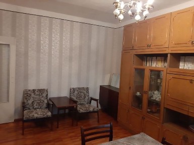 Аренда корасарой 1.хонали оилага берилади расмдаги уй