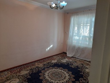 Аренда коракамиш 2/4 2.хонали уй оилага ижарага берилади уй