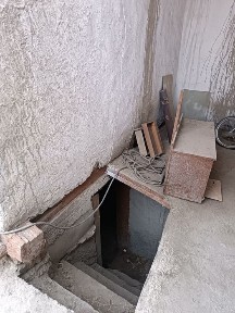 Katta yól yoqasida Hovli sotiladi