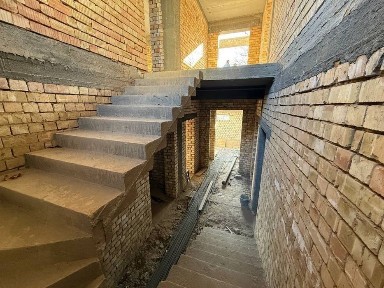 Продаётся дом коробка в Мирзо- Улугбекском районе