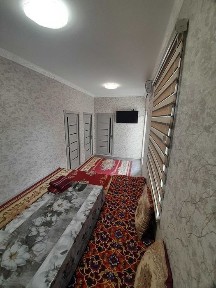 Xovli uy sotiladi