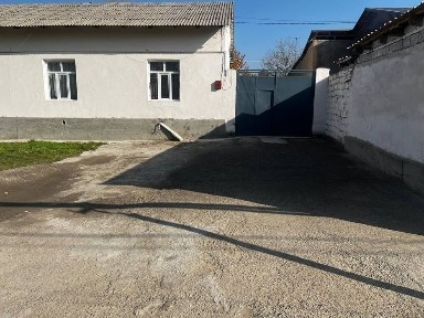Мирза Улугбек район 9,5сотих 1сотихи 25.000