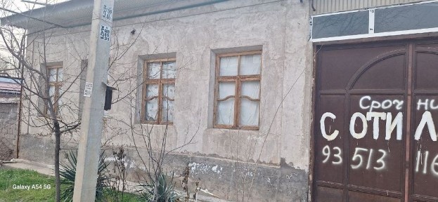 Срочна Учкахрамон Гишткуприк Махалада ховли сотилади