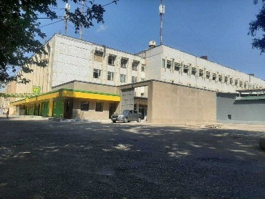 Сдаётся в аренду помещения, в Чирчике бывшая обувная фабрика Кибо.