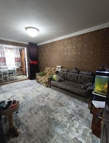 Продаётся двух комнатная квартира
