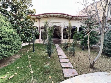 Продается дом 7 соток Центр Луначарского.