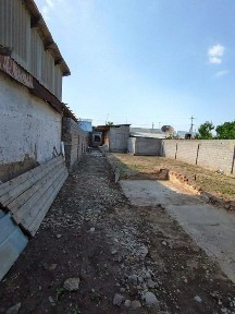 Uy sotiladi Дом продаётся чирчик