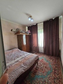 Срочно продам квартиру Алгоритм 3/4/4. Ориентир Axmad OltinJo'ja