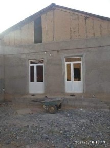 Yangi uchastka sotiladi yashash uchun tayyor
