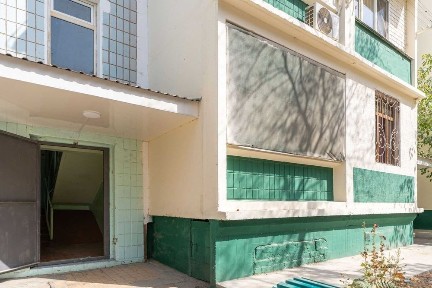 Panelniy Ohangrabo 2 Hona 1 Etaj No turarga mos kvartira sotiladi